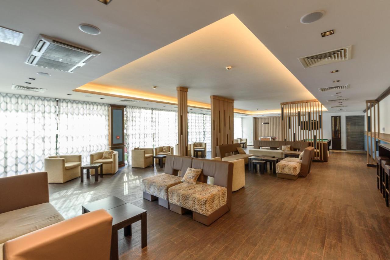 Lion Sunny Beach Hotel Exterior photo