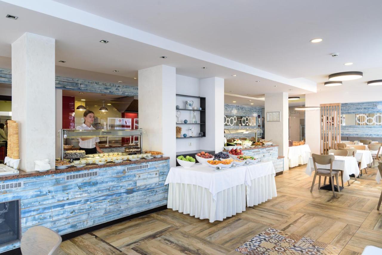 Lion Sunny Beach Hotel Exterior photo
