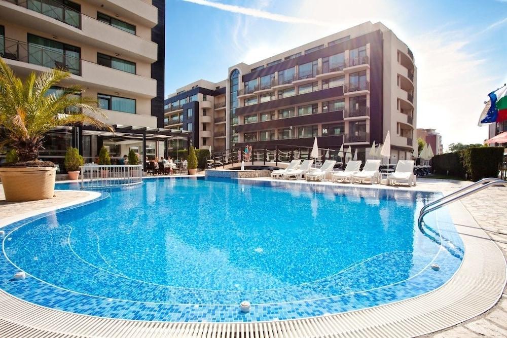 Lion Sunny Beach Hotel Exterior photo