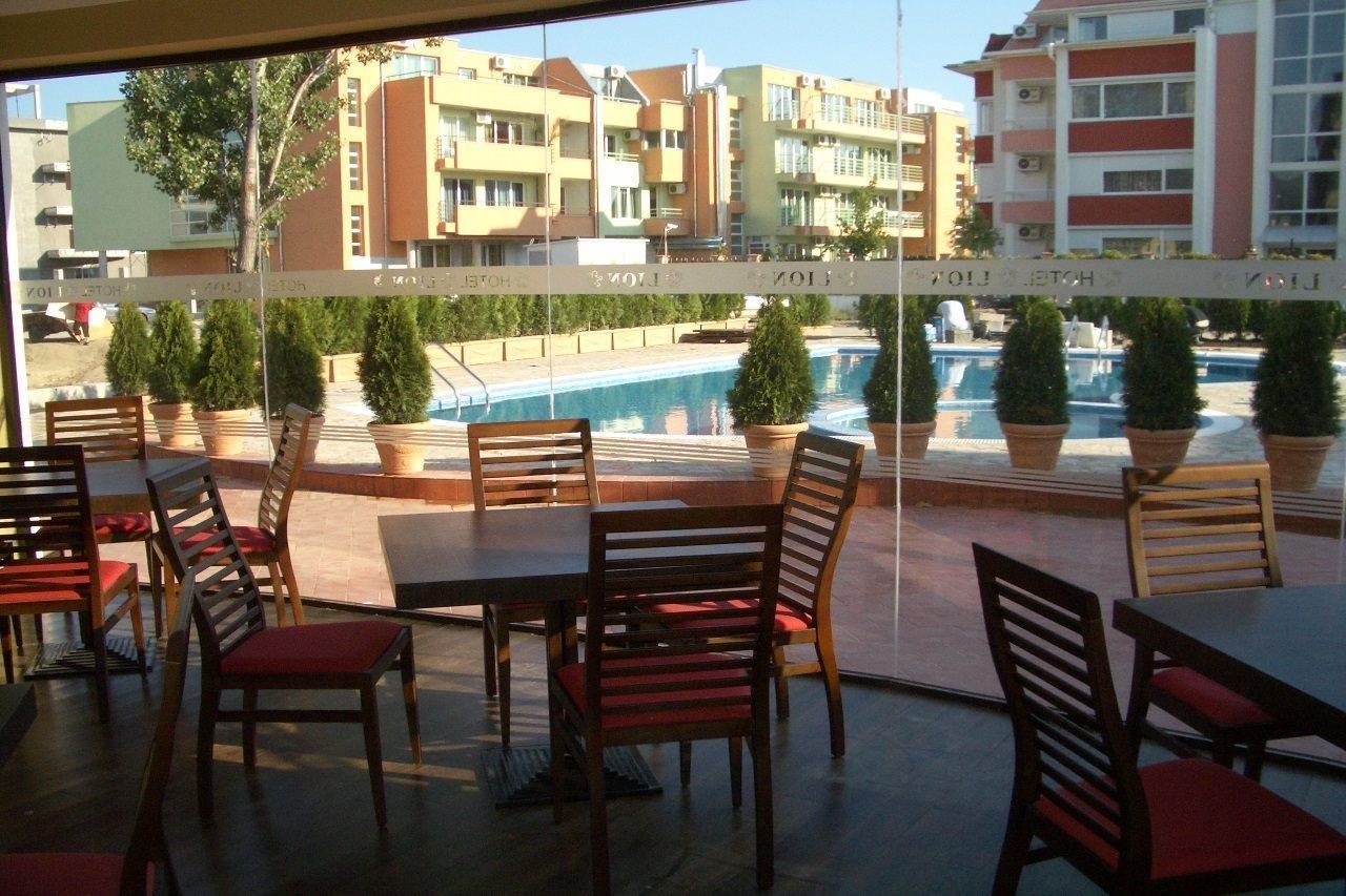 Lion Sunny Beach Hotel Exterior photo